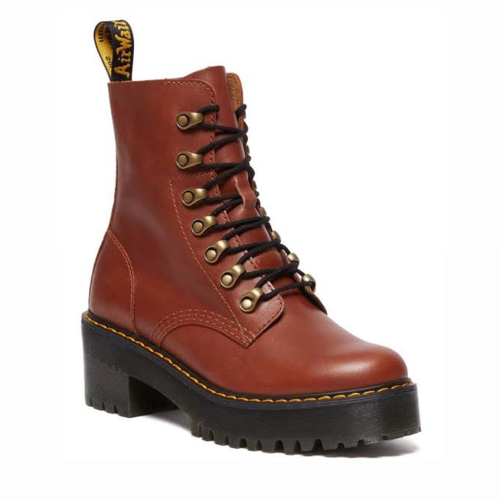 Leona Hiker Doc Martens Brown Butterscotch